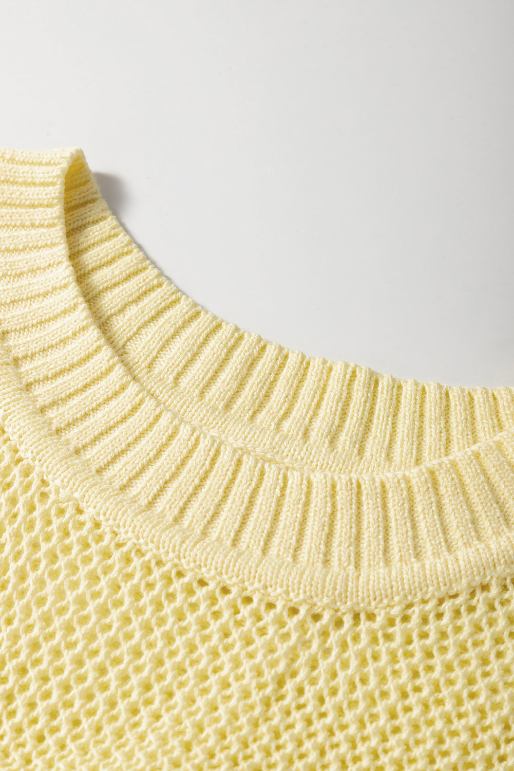 Yellow Solid Color Hollowed Knit Round Neck Sweater Vest